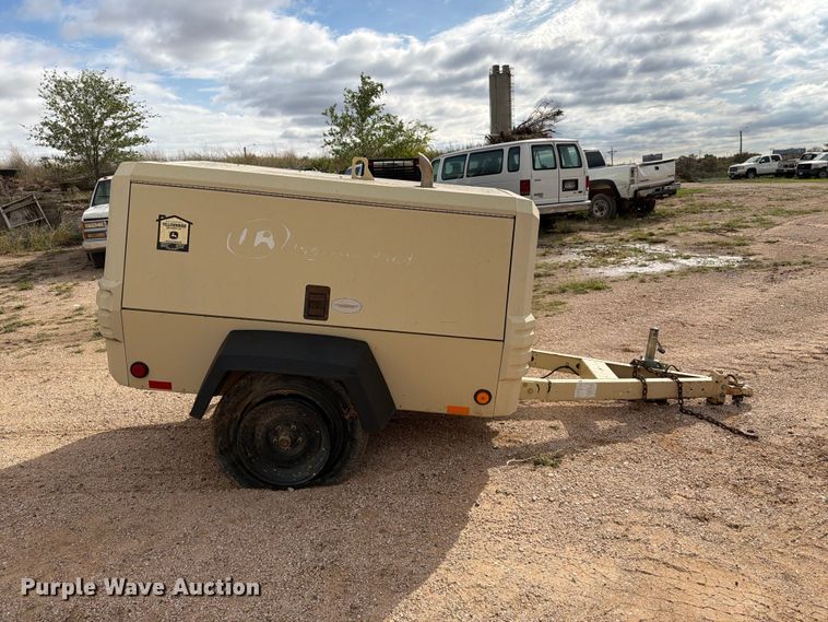 image for item FC0021 2008 Ingersoll Rand air compressor