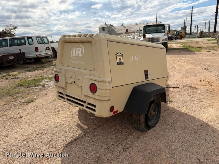 image for item FC0021 2008 Ingersoll Rand air compressor