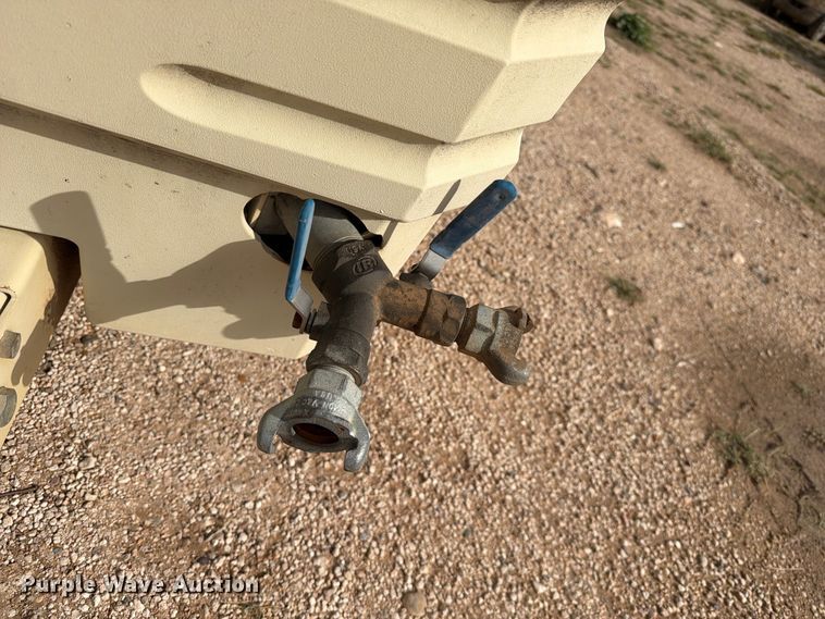image for item FC0021 2008 Ingersoll Rand air compressor