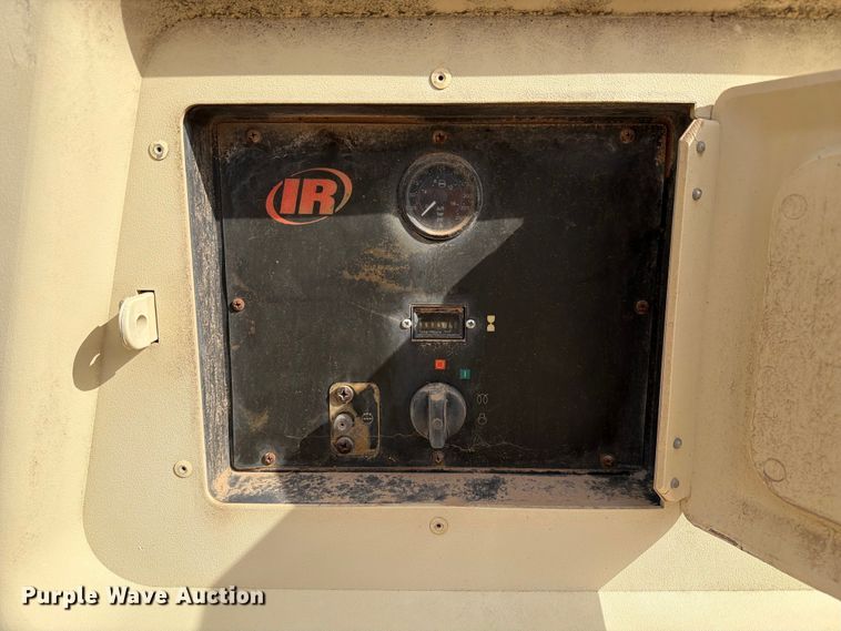 image for item FC0021 2008 Ingersoll Rand air compressor