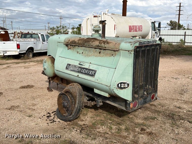image for item FC0022 Gardner Denver WH125 air compressor