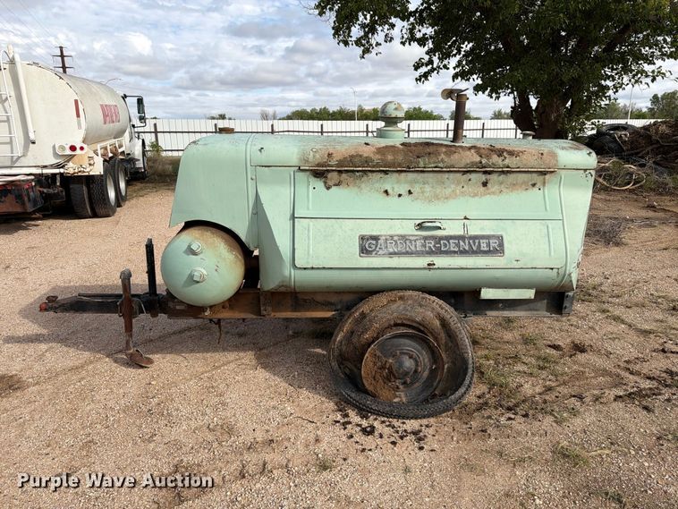 image for item FC0022 Gardner Denver WH125 air compressor