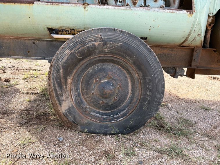 image for item FC0022 Gardner Denver WH125 air compressor