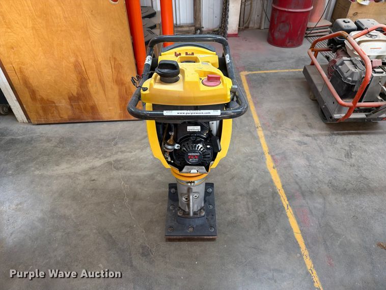 image for item FC0024 Bomag BT65 plate compactor
