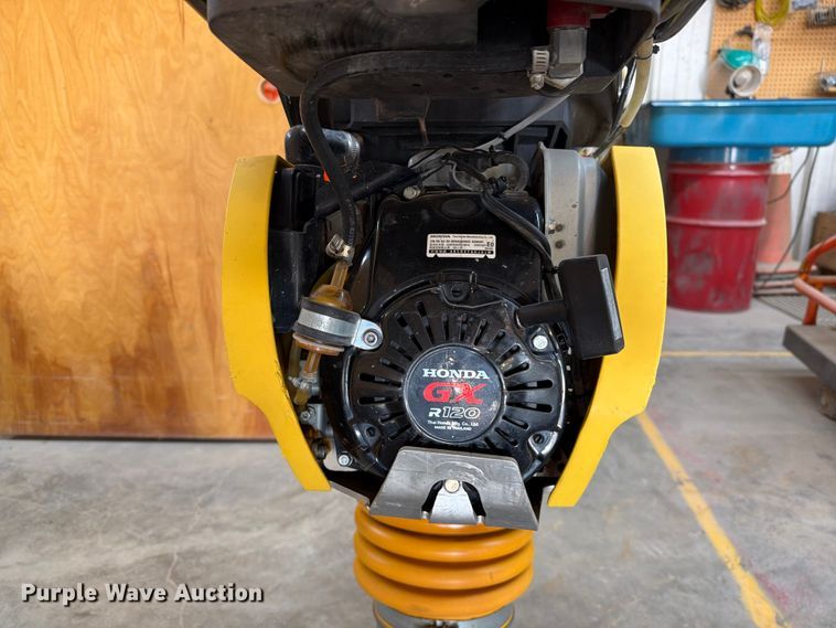image for item FC0024 Bomag BT65 plate compactor
