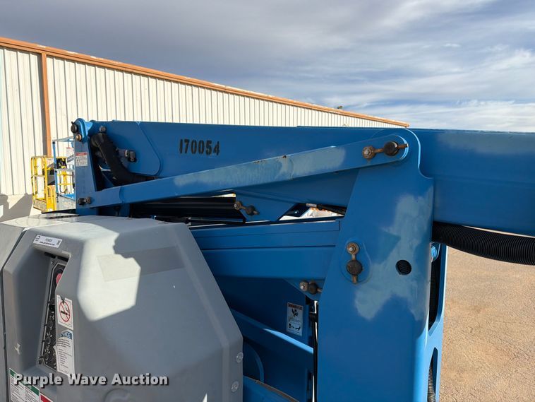 image for item FC0025 2017 Genie Z-34/22N boom lift