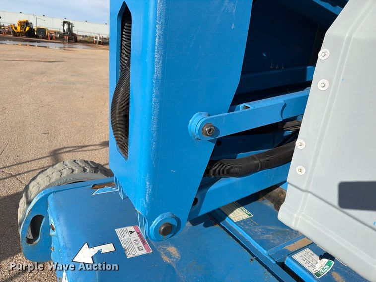image for item FC0025 2017 Genie Z-34/22N boom lift