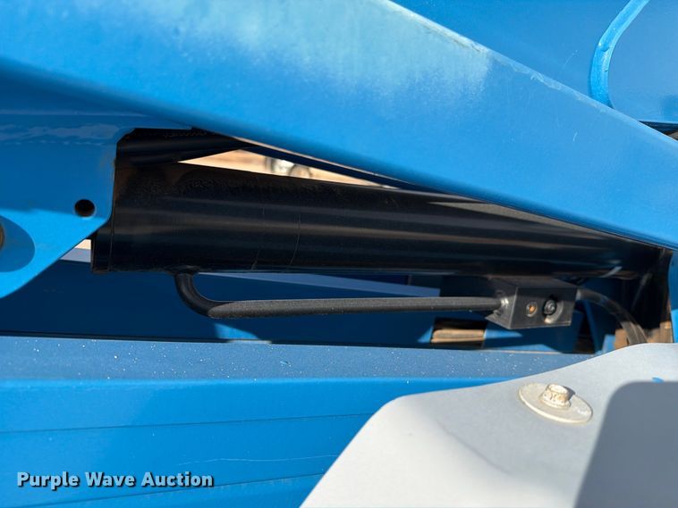image for item FC0025 2017 Genie Z-34/22N boom lift