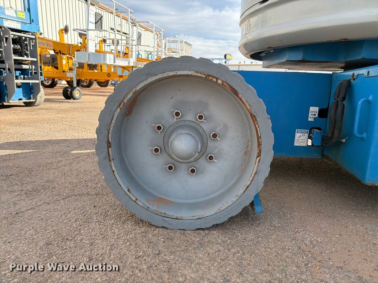 image for item FC0025 2017 Genie Z-34/22N boom lift