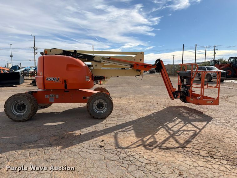 image for item FC0026 2015 JLG 450AJ boom lift