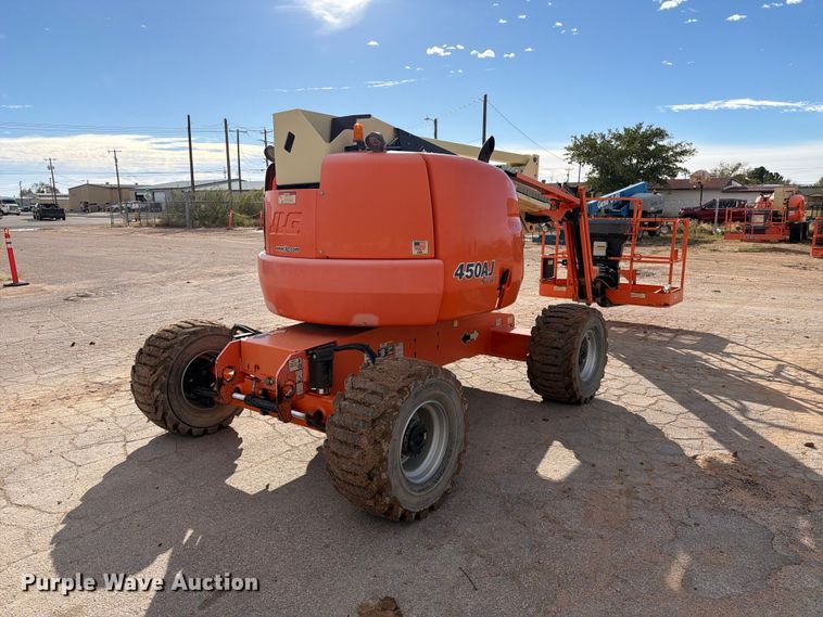 image for item FC0026 2015 JLG 450AJ boom lift