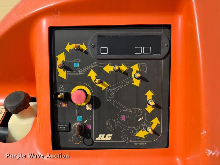 image for item FC0026 2015 JLG 450AJ boom lift