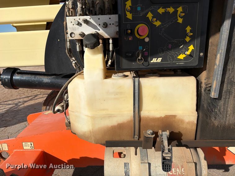 image for item FC0026 2015 JLG 450AJ boom lift