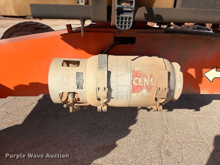 image for item FC0026 2015 JLG 450AJ boom lift