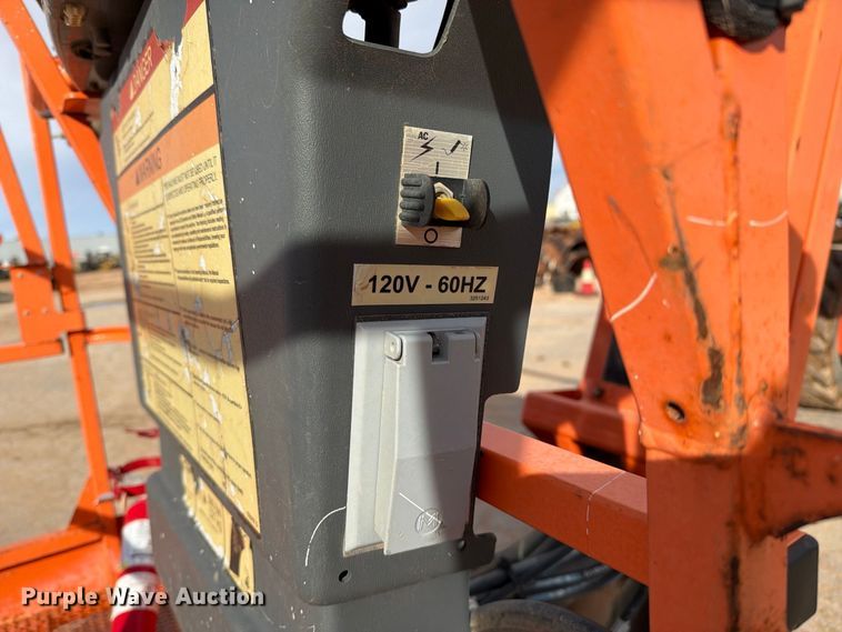 image for item FC0026 2015 JLG 450AJ boom lift