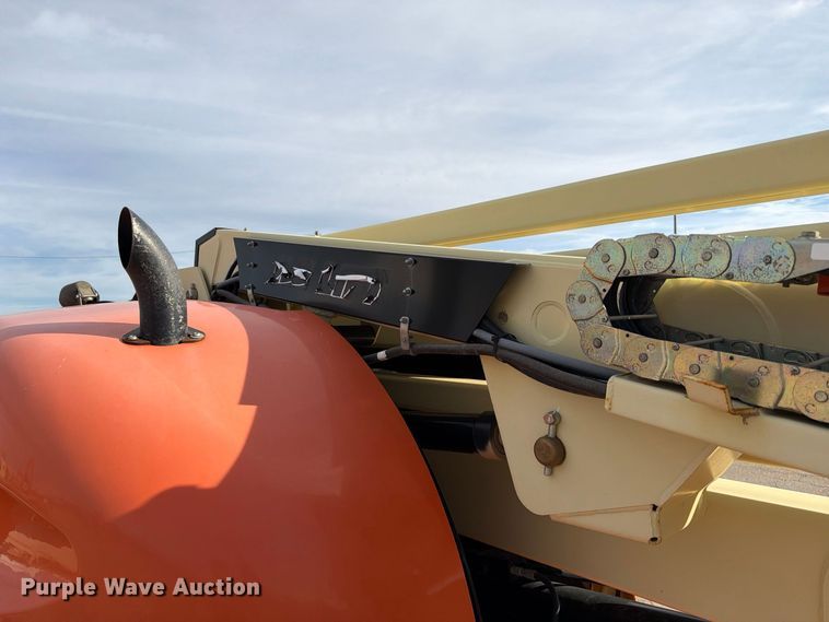 image for item FC0026 2015 JLG 450AJ boom lift