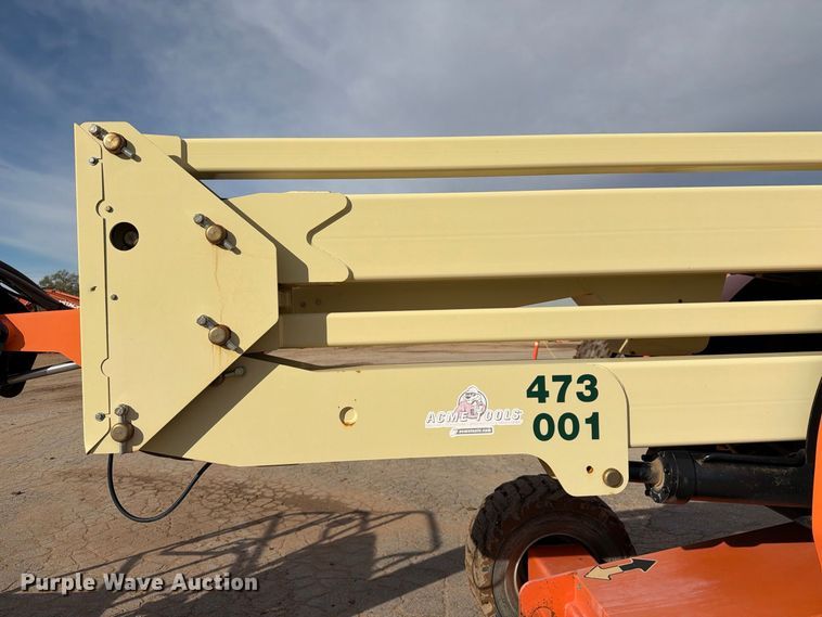 image for item FC0026 2015 JLG 450AJ boom lift