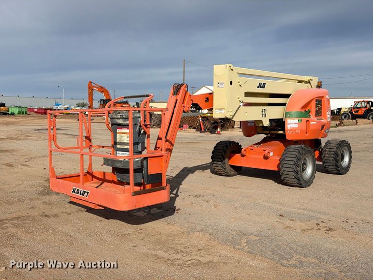 image for item FC0027 2011 JLG 450AJ boom lift