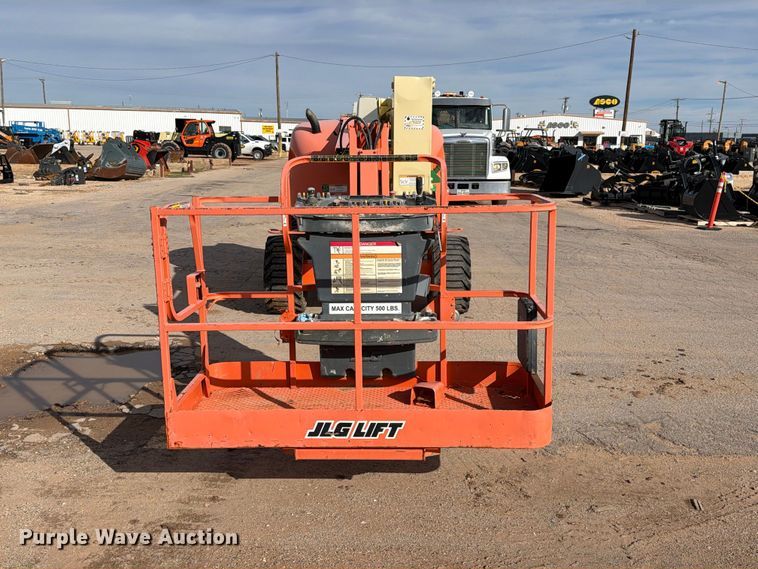 image for item FC0027 2011 JLG 450AJ boom lift