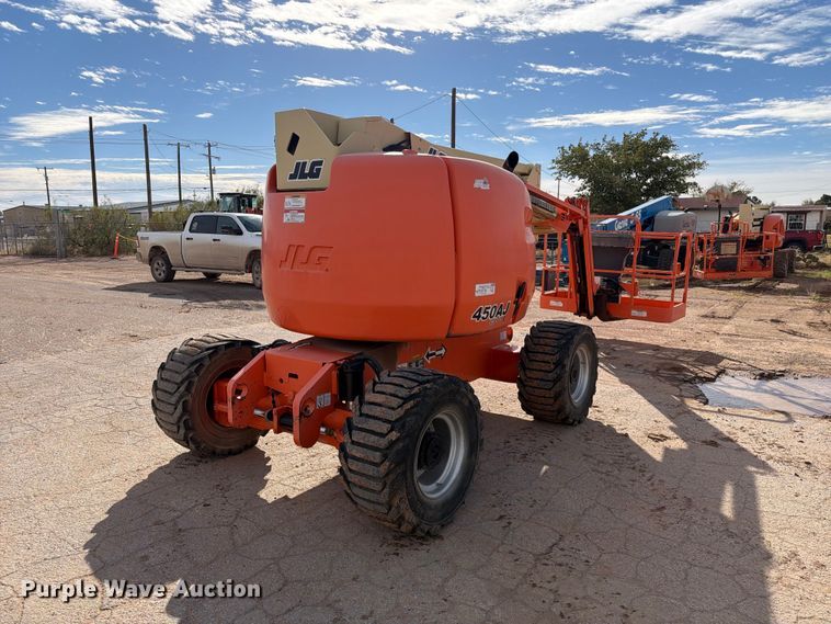 image for item FC0027 2011 JLG 450AJ boom lift