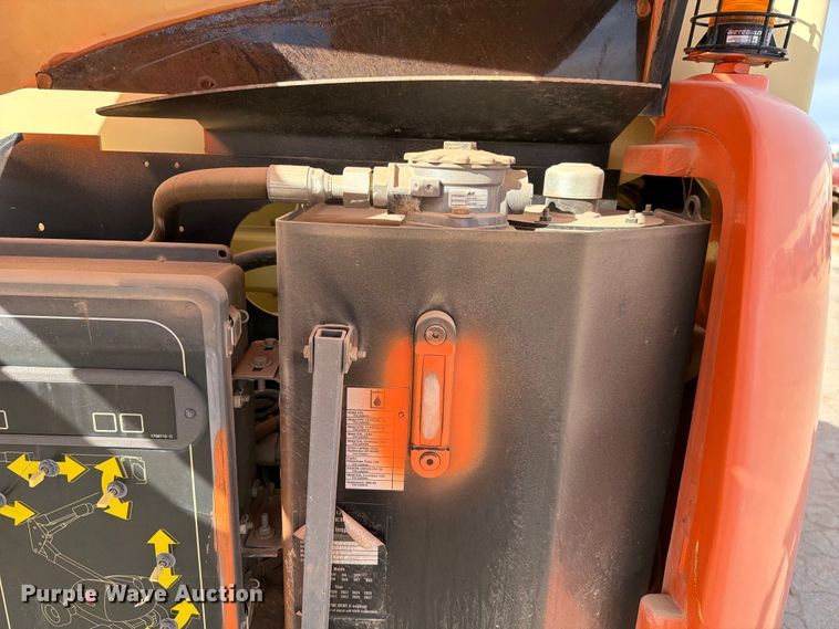 image for item FC0027 2011 JLG 450AJ boom lift