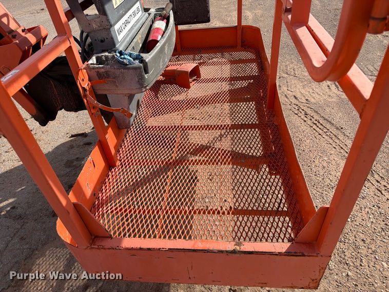 image for item FC0027 2011 JLG 450AJ boom lift