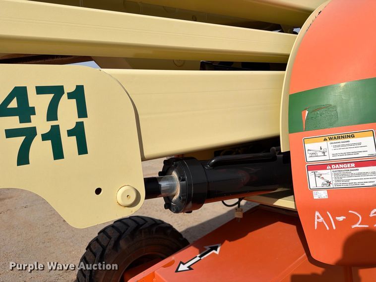 image for item FC0027 2011 JLG 450AJ boom lift