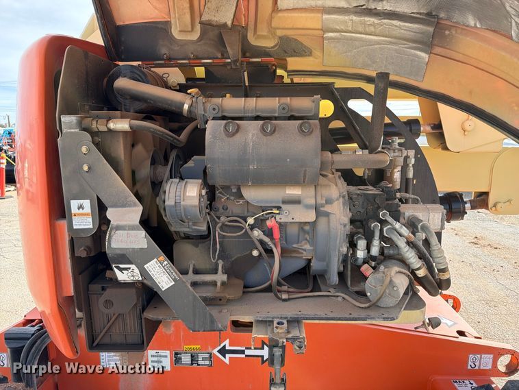 image for item FC0027 2011 JLG 450AJ boom lift