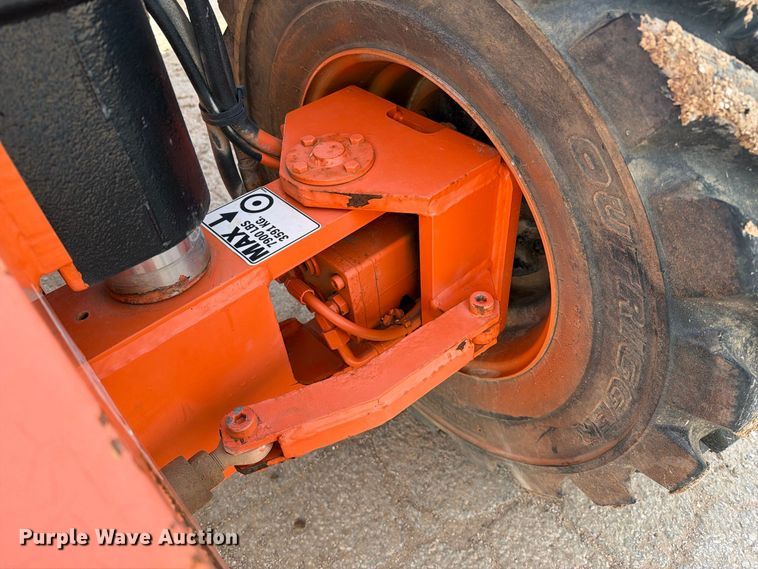 image for item FC0027 2011 JLG 450AJ boom lift