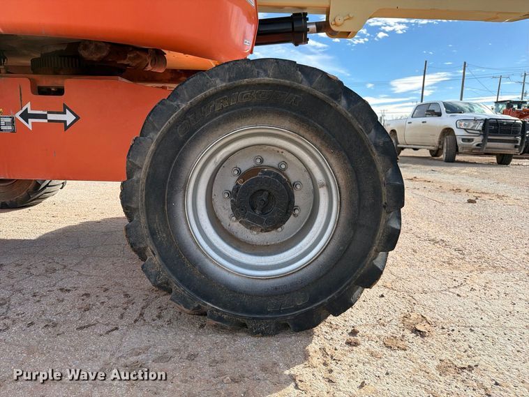 image for item FC0027 2011 JLG 450AJ boom lift