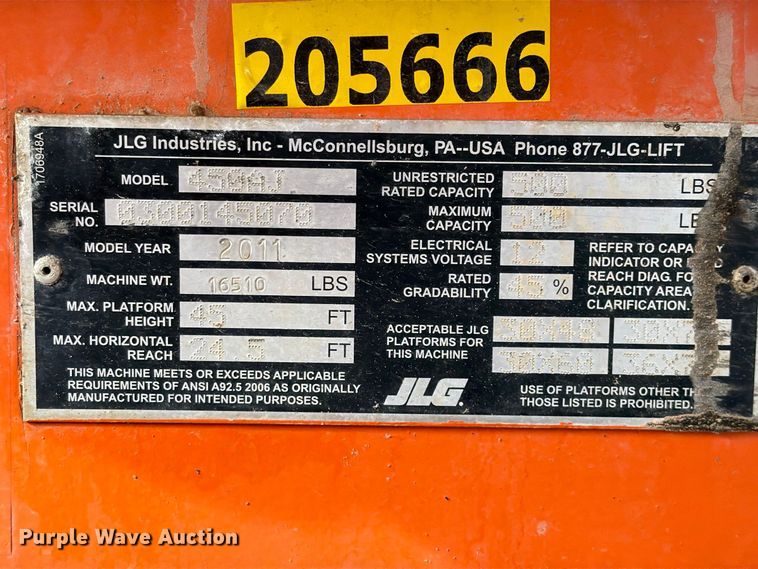 image for item FC0027 2011 JLG 450AJ boom lift