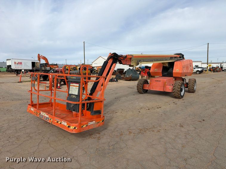 image for item FC0028 2014 JLG 660SJ boom lift