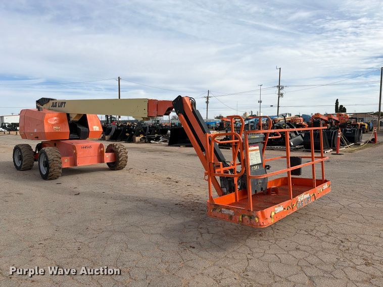 image for item FC0028 2014 JLG 660SJ boom lift