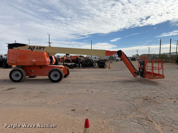 image for item FC0028 2014 JLG 660SJ boom lift