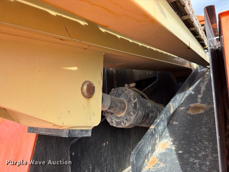 image for item FC0028 2014 JLG 660SJ boom lift