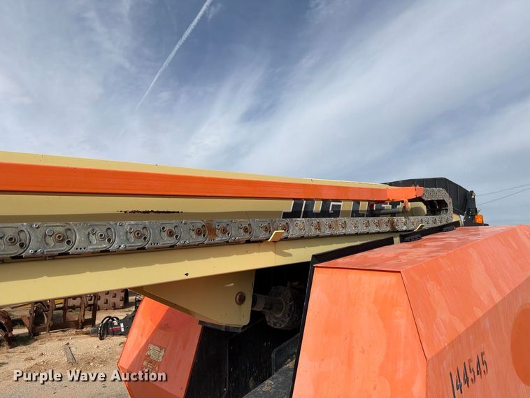 image for item FC0028 2014 JLG 660SJ boom lift