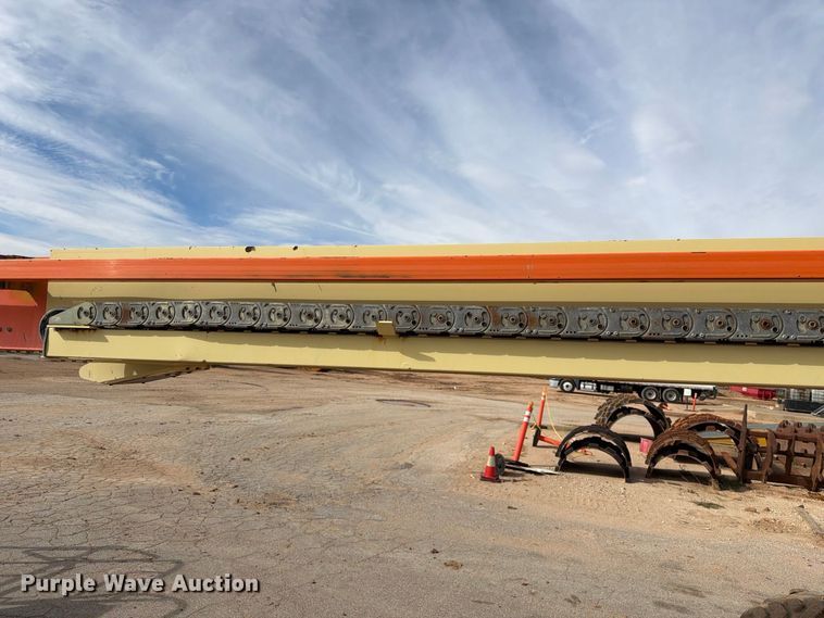 image for item FC0028 2014 JLG 660SJ boom lift