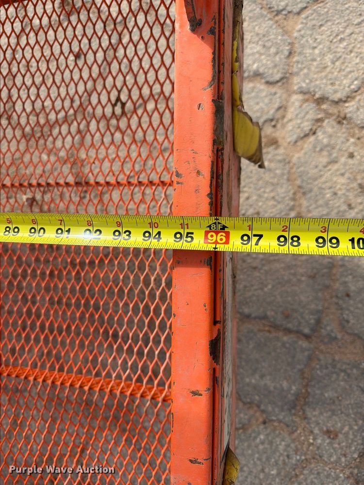 image for item FC0028 2014 JLG 660SJ boom lift