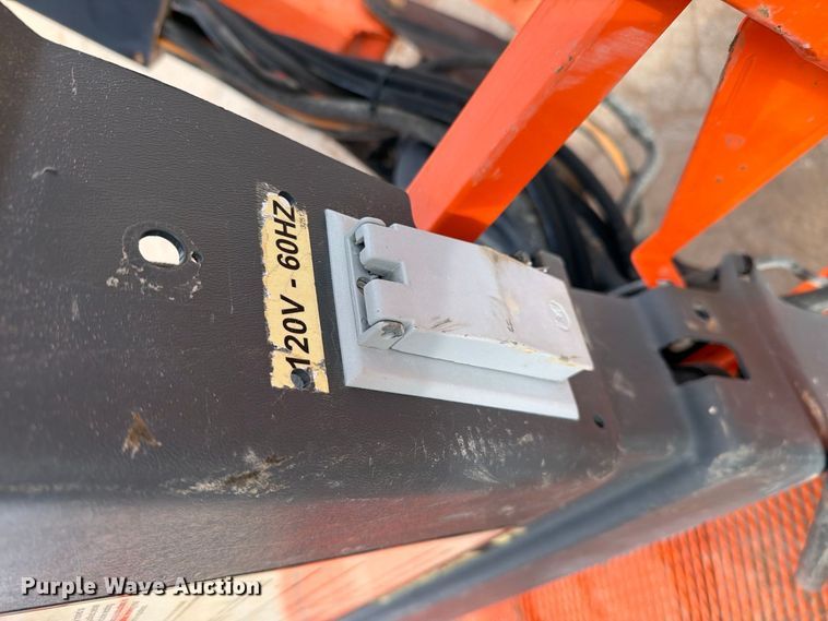 image for item FC0028 2014 JLG 660SJ boom lift