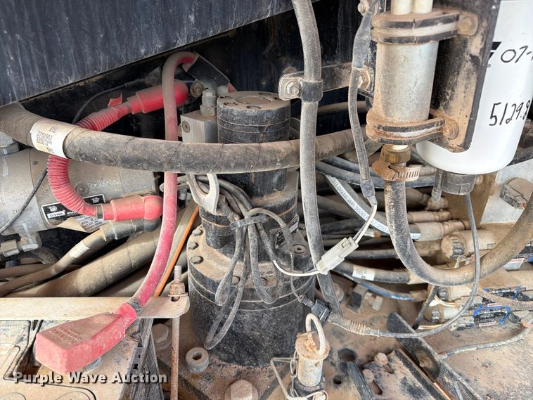 image for item FC0028 2014 JLG 660SJ boom lift