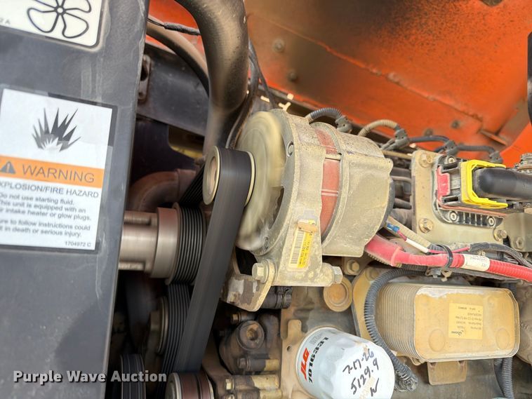 image for item FC0028 2014 JLG 660SJ boom lift
