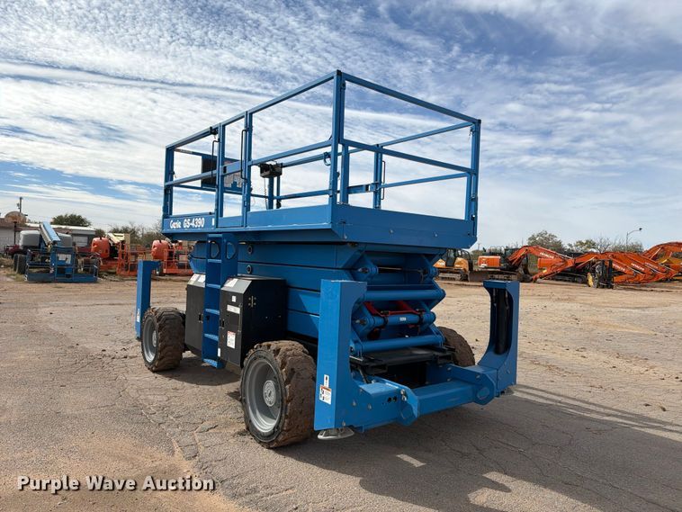 image for item FC0029 2020 Genie GS-4390 scissor lift
