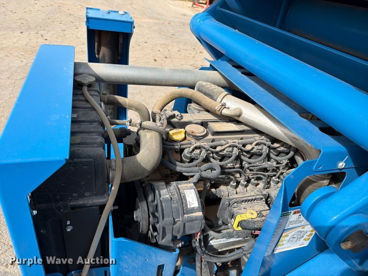 image for item FC0029 2020 Genie GS-4390 scissor lift
