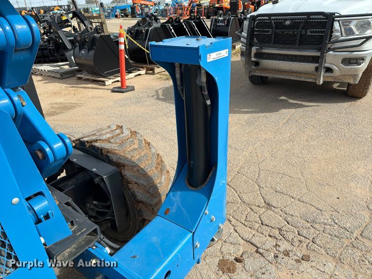 image for item FC0029 2020 Genie GS-4390 scissor lift