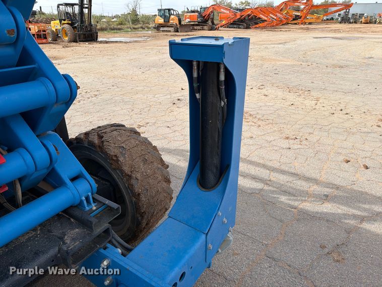 image for item FC0029 2020 Genie GS-4390 scissor lift