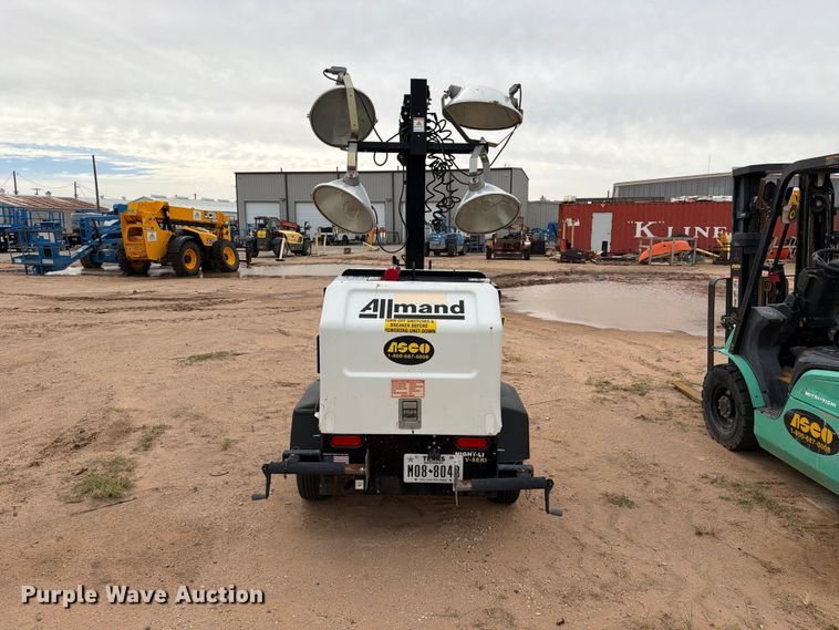 image for item FC0032 2018 Allmand FD-228 light plant