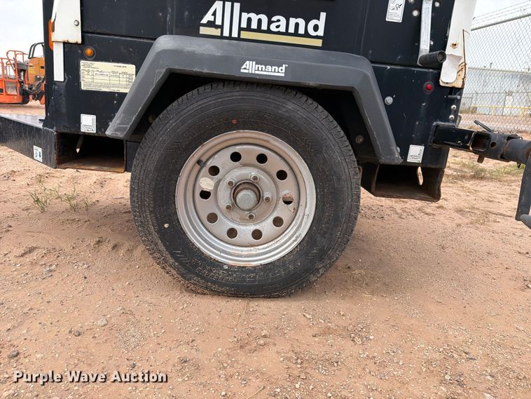 image for item FC0032 2018 Allmand FD-228 light plant