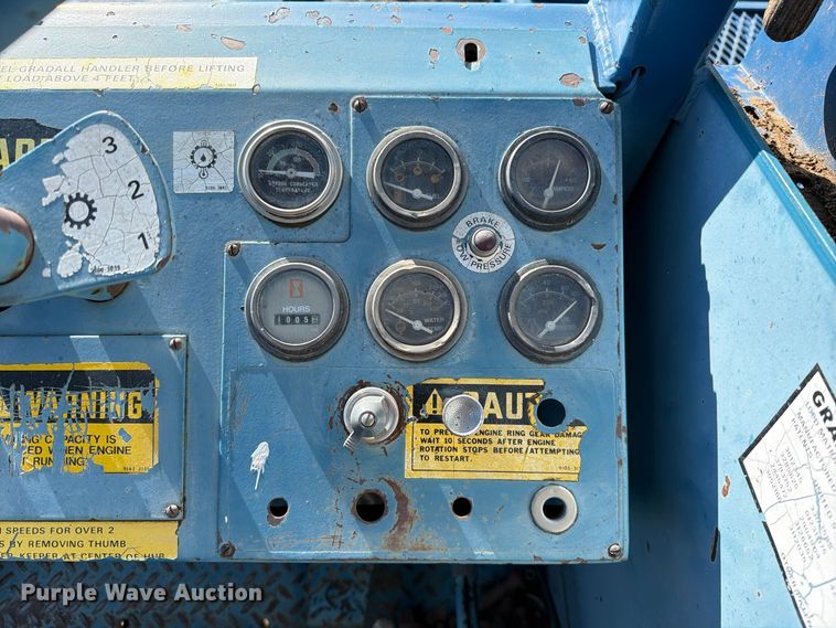 image for item FC0060 1983 Gradall 534B telehandler
