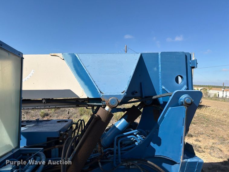 image for item FC0060 1983 Gradall 534B telehandler