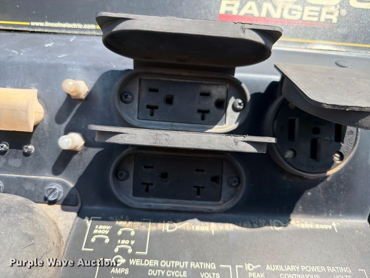 image for item FC0061 Lincoln Electric Ranger 250 GXT welder